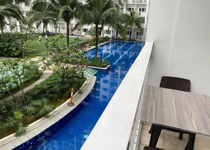 Shore D4 Shortwalk Mall Of Near Airport Manila
